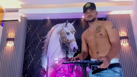 DEAN online show from January 5, 5:27 pm