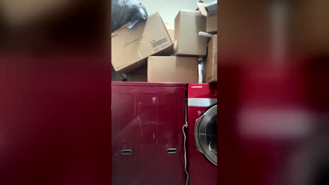 thebigtrick540067 online show from March 5, 6:59 pm