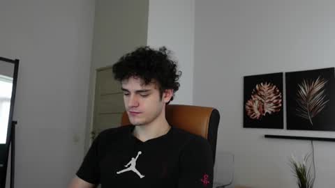 Thebrad H online show from March 25, 7:12 am