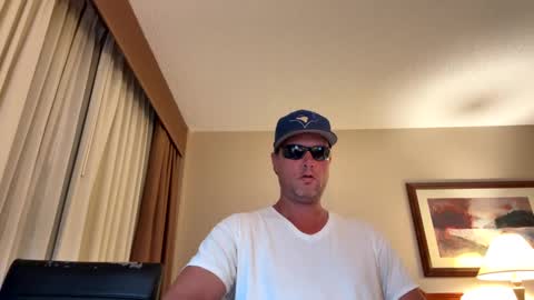 Snapshot of thedonald911 chatting on September 19, 5:30 am Carter Bates online show from September 19, 5:30 am