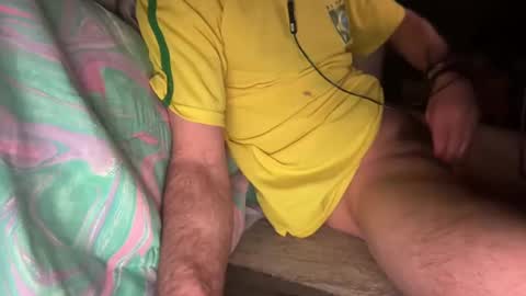 Snapshot of theeonetoremember chatting on February 9, 11:04 am theeonetoremember online show from February 9, 11:04 am