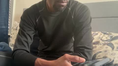 Snapshot of theeshooterr chatting on January 20, 1:21 pm theeshooterr online show from January 20, 1:21 pm