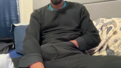 Snapshot of theeshooterr chatting on December 28, 7:43 pm theeshooterr online show from December 28, 7:43 pm