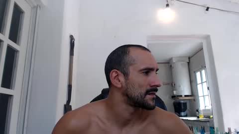 Snapshot of thekingofpains chatting on February 17, 1:53 pm KINGOFPAINS online show from February 17, 1:53 pm