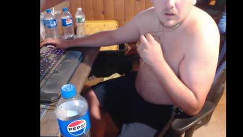 Snapshot of therealbigcheese0695 chatting on September 29, 9:10 pm therealbigcheese0695 online show from September 29, 9:10 pm