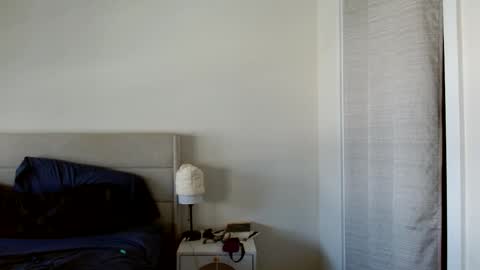 Yoshi online show from February 22, 9:27 pm