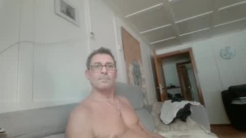 thhe13 online show from January 20, 9:24 am