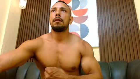 Thiago Summers online show from March 7, 12:45 pm