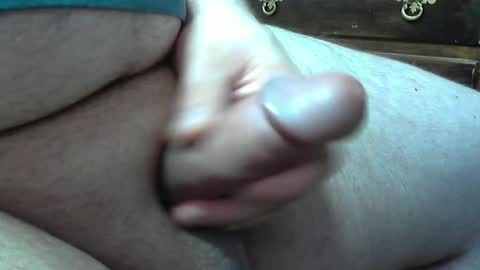 Snapshot of thicfarmer chatting on March 6, 6:05 pm thicfarmer online show from March 6, 6:05 pm