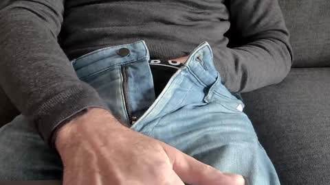 Snapshot of thickrum chatting on January 13, 10:14 am Thickru online show from January 13, 10:14 am