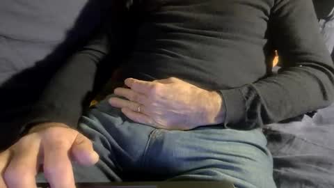 Thickru online show from February 19, 9:11 pm