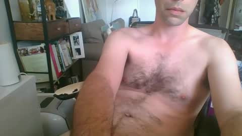 Snapshot of thickty chatting on September 19, 5:57 pm thickty online show from September 19, 5:57 pm