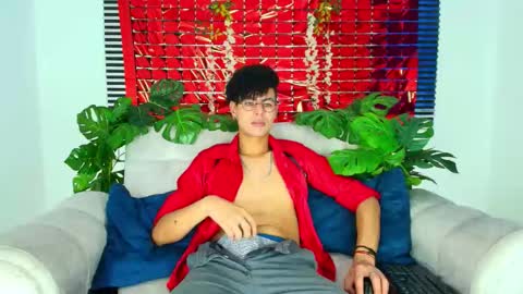 Thiago Saenzz online show from February 25, 4:19 pm