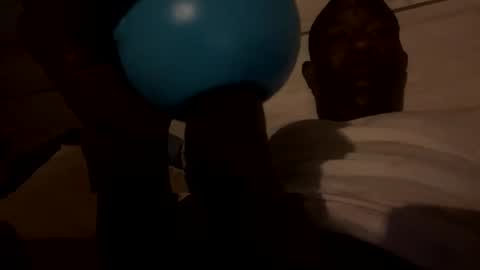 Snapshot of thissideuphauling818 chatting on October 31, 7:45 am thissideuphauling818 online show from October 31, 7:45 am