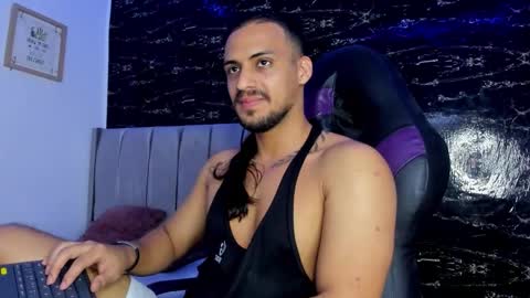 Thomas online show from December 13, 7:53 pm