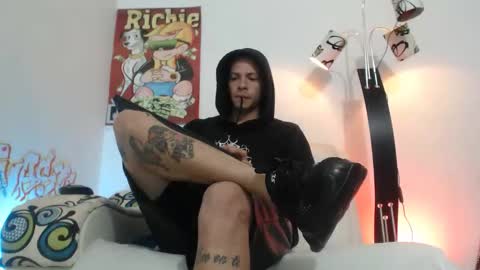 thomasjons online show from March 14, 9:05 am