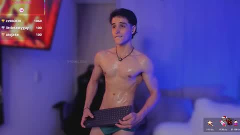 Thom Klein online show from December 2, 8:01 pm