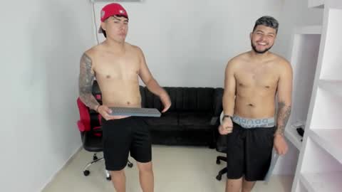 thomson_hot01 online show from February 11, 5:12 am