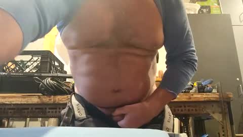 Snapshot of thrilled1 chatting on December 19, 7:29 pm Horny Friend with Benifits online show from December 19, 7:29 pm