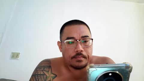 thrustinjustin808 online show from March 9, 9:03 pm