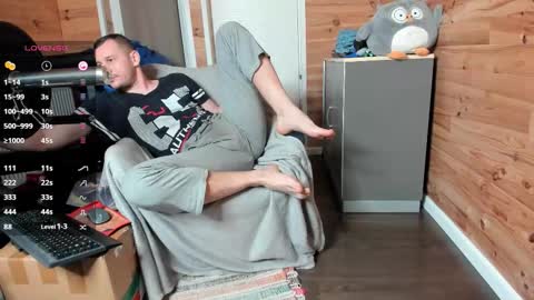 bigsshark online show from March 10, 8:37 pm