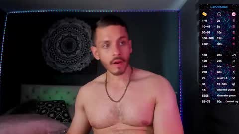 Tian Zilac online show from December 16, 8:05 pm