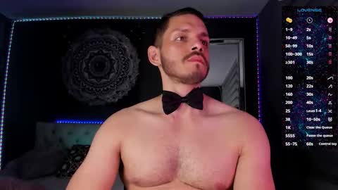 Tian Zilac online show from November 25, 10:01 pm