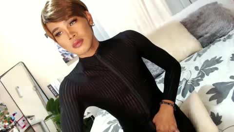 Sam online show from February 10, 2:19 am