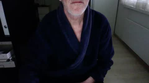 tiburzio online show from February 17, 7:25 am