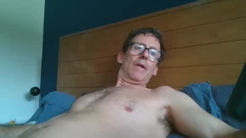 JustMe online show from February 5, 12:31 am