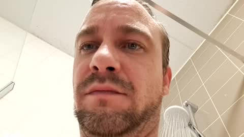 Snapshot of timuthy chatting on December 20, 1:03 am timuthy online show from December 20, 1:03 am