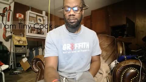 tinycock_1979 online show from November 3, 10:08 am