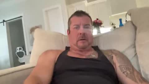 tobias69691227 online show from January 20, 10:15 pm