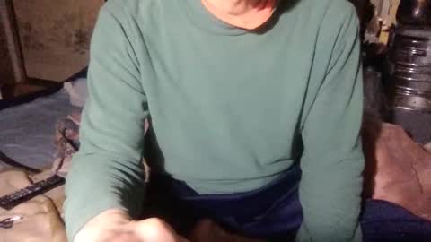 small man online show from November 7, 8:39 am