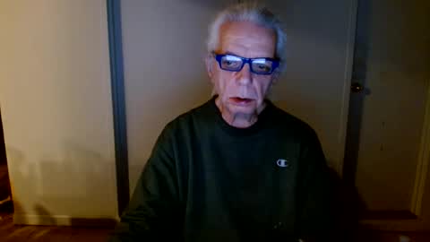 tom112292014 online show from January 18, 11:32 am