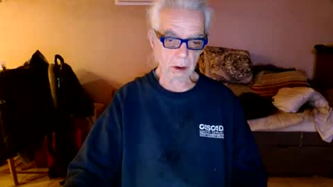 tom112292014 online show from December 27, 12:56 pm