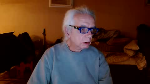 tom112292014 online show from February 18, 2:38 am