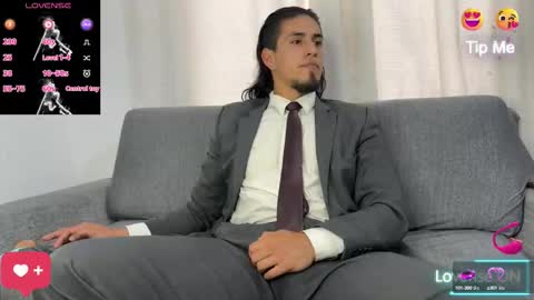 TOM online show from November 15, 3:58 pm