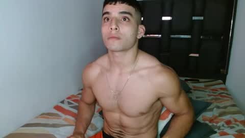 tomaz_18 online show from April 17, 12:13 am