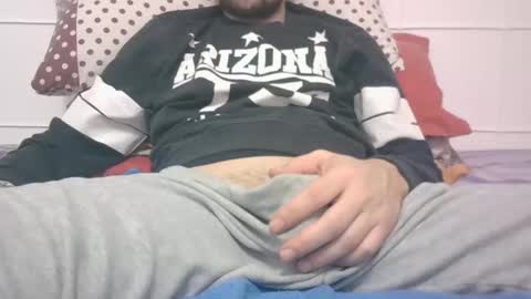 Snapshot of tommaso9046 chatting on January 11, 6:01 pm tommaso9046 online show from January 11, 6:01 pm