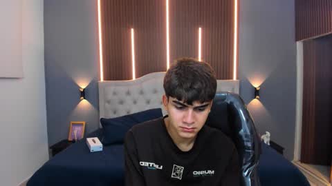 Tommy  online show from November 15, 5:20 am