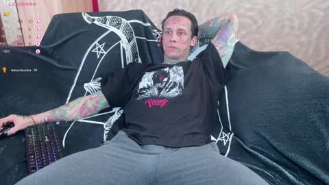 Tommy and Katana online show from February 9, 6:43 am