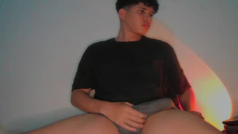 tony_marz online show from March 26, 3:32 am