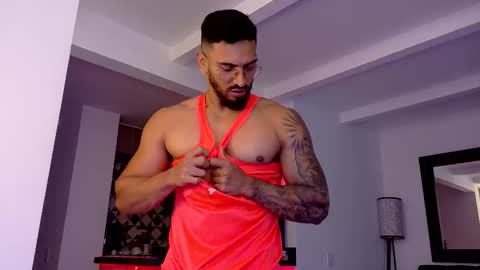 tony muscle1 online show from January 10, 10:58 pm