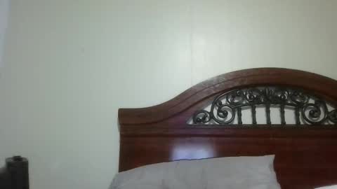 TooTall803 online show from February 13, 5:13 am