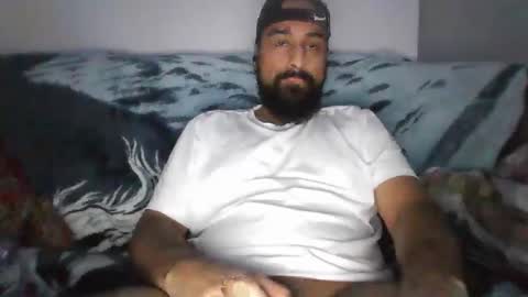 Snapshot of treygillz chatting on January 17, 8:37 pm TRY GLL online show from January 17, 8:37 pm