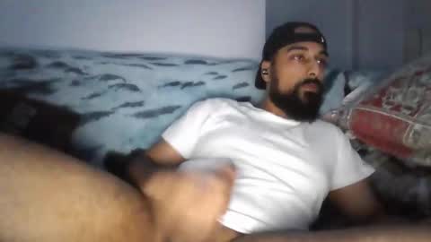 Snapshot of treygillz chatting on January 10, 6:31 am TRY GLL online show from January 10, 6:31 am