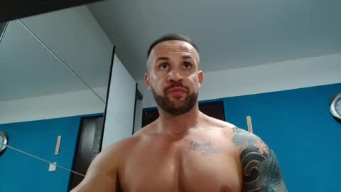 tridentmuscles online show from January 20, 9:01 pm