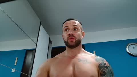 tridentmuscles online show from January 17, 10:05 pm