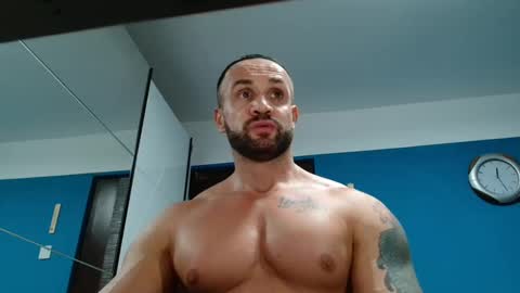 tridentmuscles online show from December 27, 10:26 pm